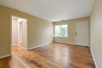 9465-9477-9477 N Mohawk Ave in Portland, OR - Building Photo - Building Photo