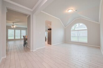 17 Rd 6615 in Mont Belvieu, TX - Building Photo - Building Photo