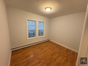 FTELEY AVENUE, BRONX in Bronx, NY - Building Photo - Building Photo