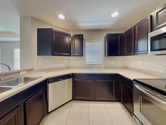 property at 7914 Forest Mere Dr