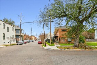 1429 Governor Nicholls St, Unit 7 in New Orleans, LA - Foto de edificio - Building Photo