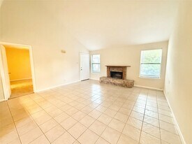 8915 Emnora Ln in Houston, TX - Building Photo