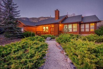 16501 Mil Potrero Hwy in Pine Mountain Club, CA - Building Photo - Building Photo