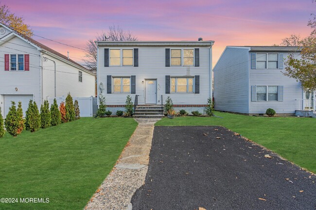 property at 211 Delaware Ave