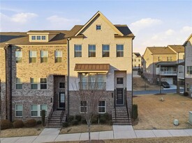 318 Commons Ave in Woodstock, GA - Building Photo