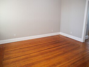 16 Chestnut Hill Ave, Unit 3 in Boston, MA - Foto de edificio - Building Photo