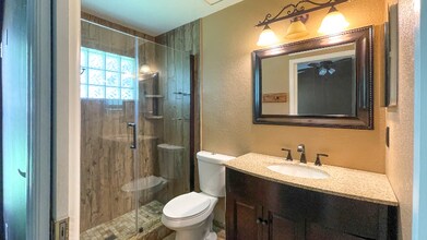 4828 Jeanette Ct in St. Cloud, FL - Building Photo - Building Photo