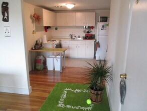 20 Riverside St, Unit 2-2 in Watertown, MA - Building Photo - Building Photo