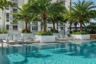 221 SW 12th St in Miami, FL - Building Photo - Building Photo
