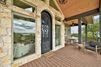 3005 Constitution Square in Lago Vista, TX - Building Photo - Building Photo