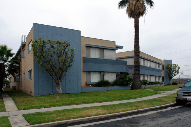 El Segundo Apartments in Gardena, CA - Building Photo - Building Photo