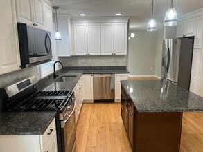 131 Merrill Ave in Haverhill, MA - Building Photo - Building Photo