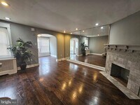 2043 S Redfield St photo'