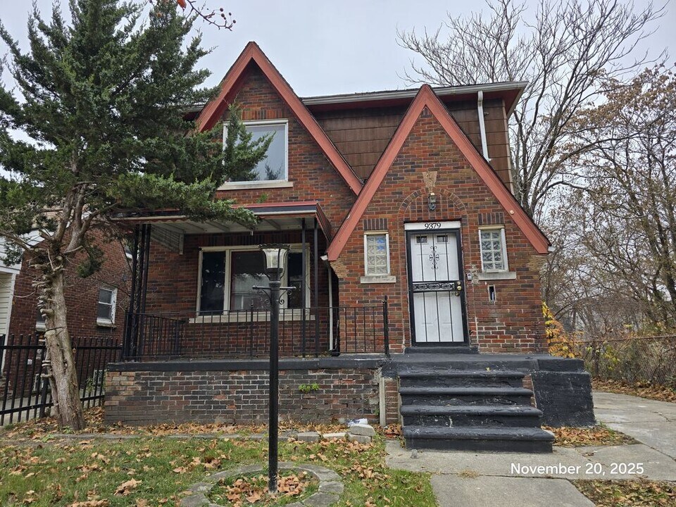 9379 Manor in Detroit, MI - Building Photo