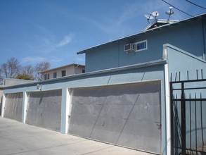 10722 Shire Pl in Whittier, CA - Building Photo - Building Photo