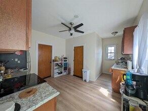 35 Pearson Rd, Unit 1 in Somerville, MA - Building Photo - Building Photo