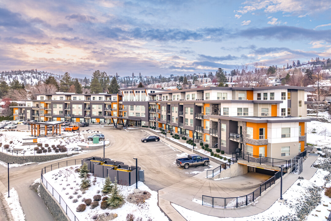 Peterson Landing in Kamloops, BC - Building Photo