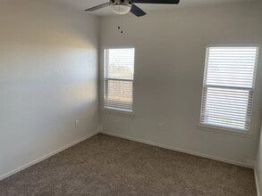 5704 Lehigh St in Lubbock, TX - Building Photo - Building Photo