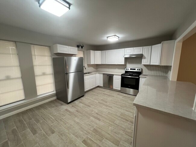 1110 Falcon Dr in Harlingen, TX - Building Photo - Building Photo