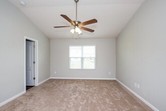 1108 Black Diamond Dr in Dallas, NC - Building Photo - Building Photo