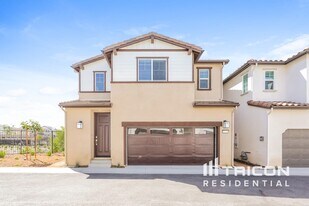 31556 Hans Dr in Menifee, CA - Building Photo