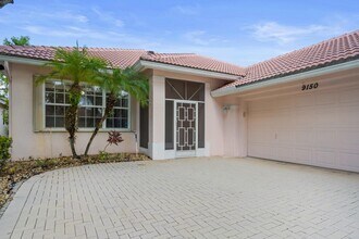 9150 Bay Harbour Cir in West Palm Beach, FL - Building Photo - Building Photo