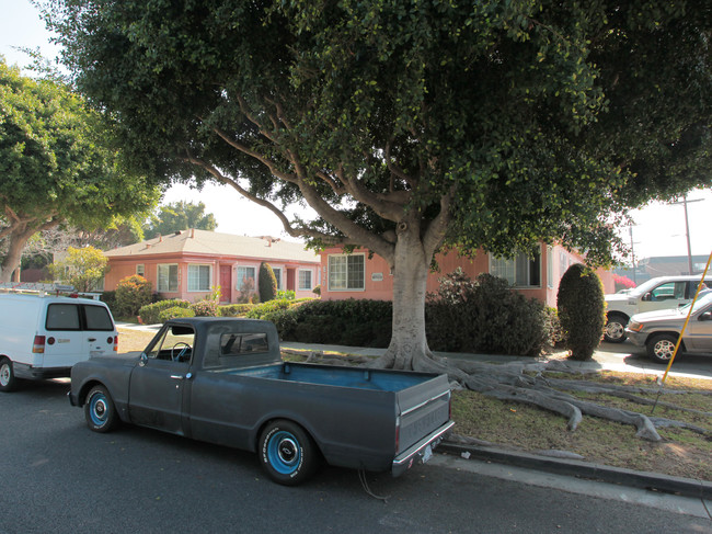 820-824 Pearl St in Santa Monica, CA - Building Photo - Building Photo