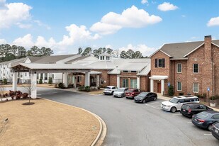Claiborne at Newnan Lakes in Newnan, GA - Building Photo