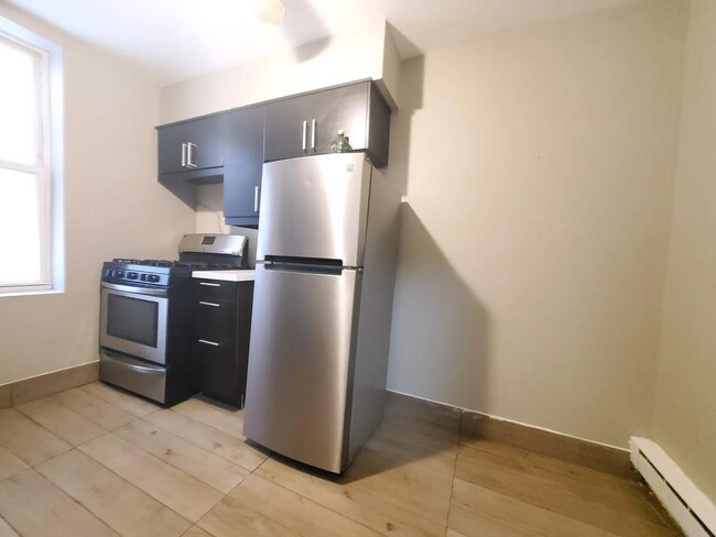 248 Clendenny Ave in Jersey City, NJ - Building Photo - Building Photo