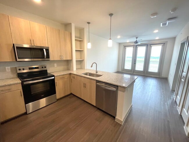 property at 125 S Standridge Blvd