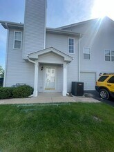 2544 Dickens Dr in Aurora, IL - Building Photo - Building Photo