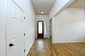 2213 Lookout Range Dr in Leander, TX - Building Photo - Building Photo