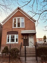 2846 N Troy St in Chicago, IL - Building Photo