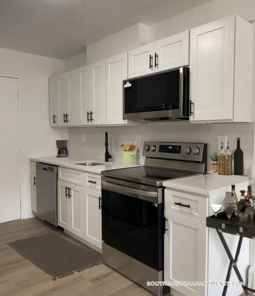 740 E 7th St, Unit 2 in Boston, MA - Building Photo