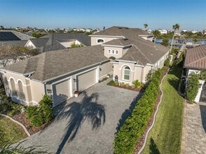 54 N Riverwalk Dr in Palm Coast, FL - Building Photo - Building Photo