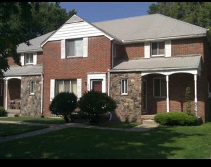 22448 W McNichols Rd, Unit 2 in Detroit, MI - Building Photo