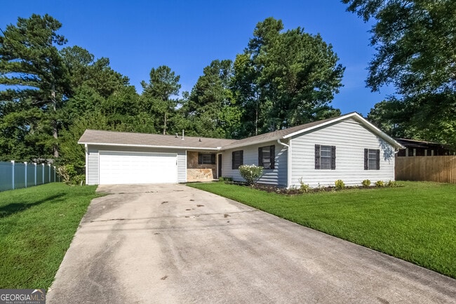 property at 3790 Creekview Cir