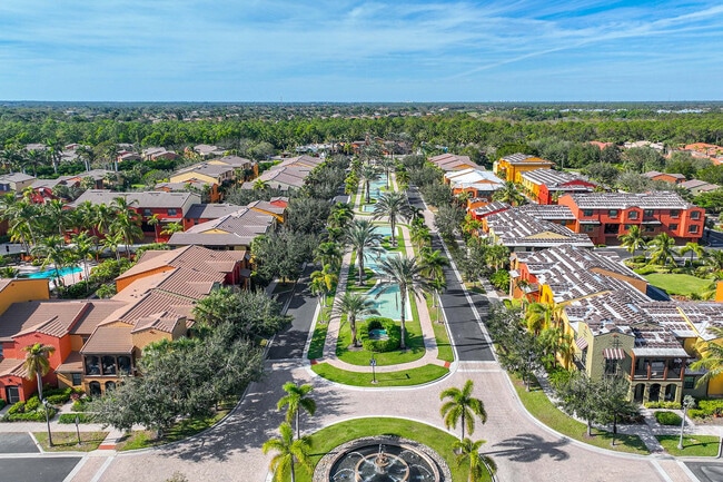 9076 Rialto St in Naples, FL - Building Photo - Building Photo
