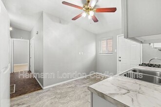 9456 Calwood Dr in St. Louis, MO - Building Photo - Building Photo