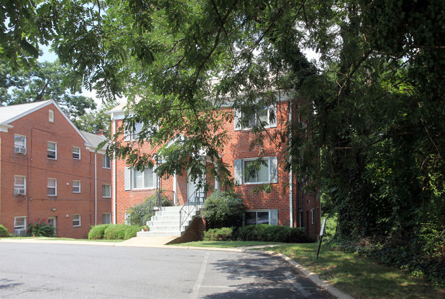 8806 Plymouth St in Silver Spring, MD - Building Photo - Building Photo