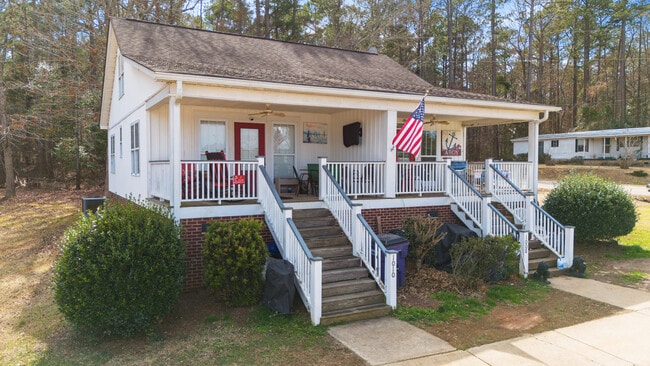 The Cottages at Lake Murray Resort