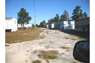 Celeste Mobile Homes in North Augusta, SC - Building Photo - Building Photo