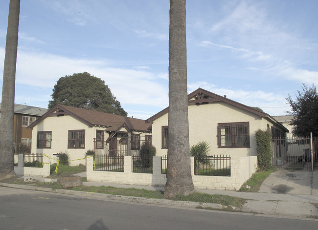 3952 Brighton Ave in Los Angeles, CA - Building Photo - Building Photo