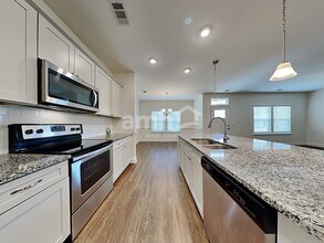 215 Dogwood Cir in Savannah, GA - Building Photo - Building Photo