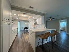 2631 NW 94th Ave in Sunrise, FL - Building Photo - Building Photo