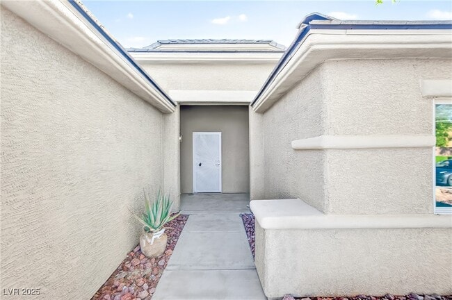 property at 3798 Greenfield Lakes St