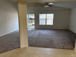 5768 Charlene Dr, Unit 3 in Milton, FL - Building Photo - Building Photo