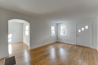 711 Castle Dr in Chattanooga, TN - Building Photo - Building Photo