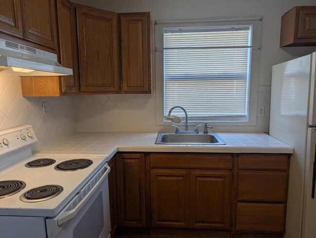 48 Eleanor Ave in Mastic, NY - Building Photo - Building Photo