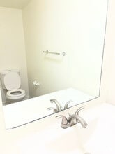 43711 Challenger Way in Lancaster, CA - Building Photo - Building Photo